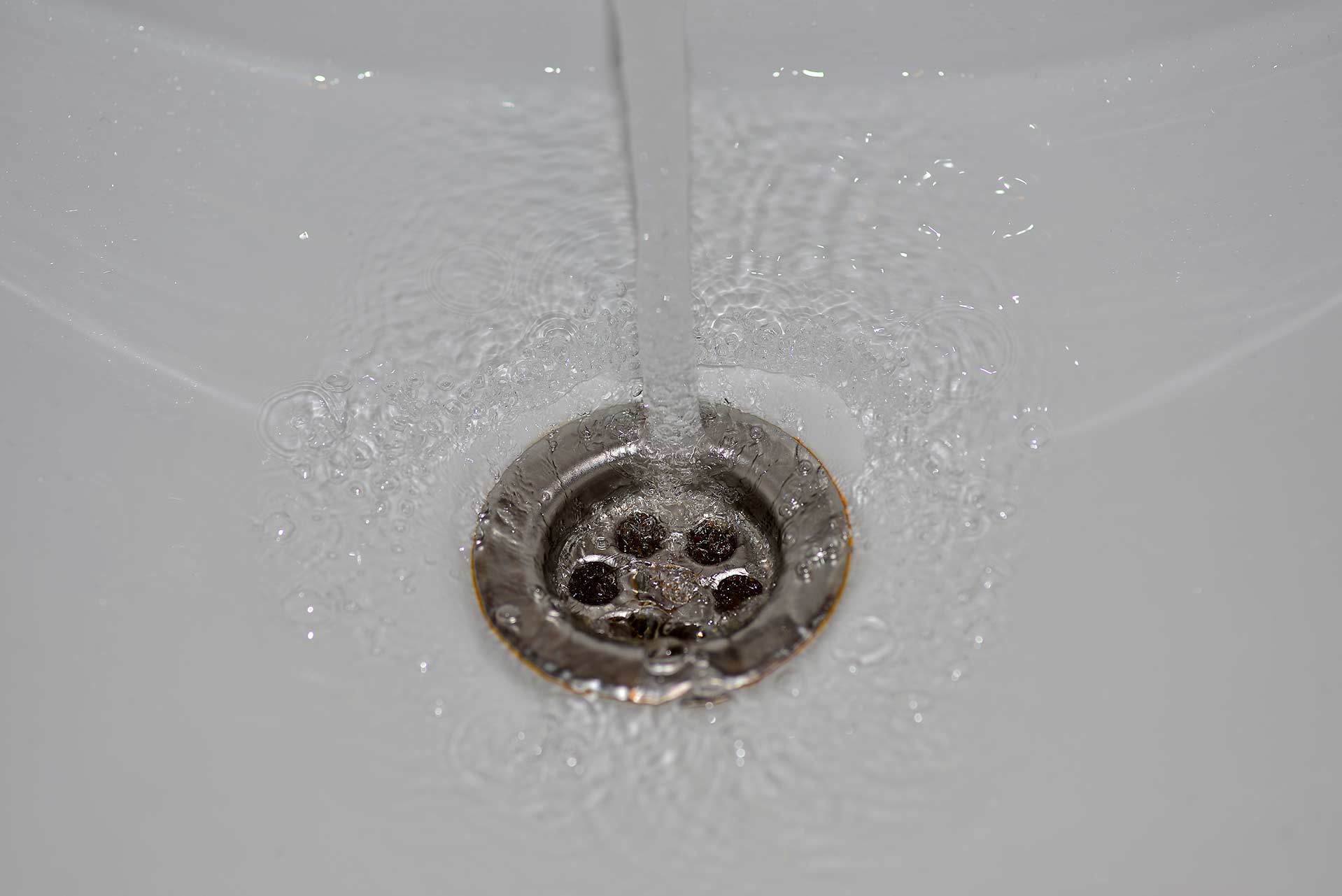 A2B Drains provides services to unblock blocked sinks and drains for properties in Bromsgrove.